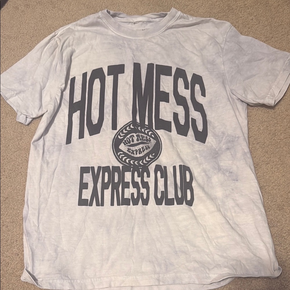 Hot Mess Express Club Gray T-Shirt Staykation